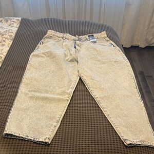 No Boundaries women’s  Relaxed Jeans